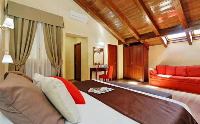 Фото отеля Camelia Hotel