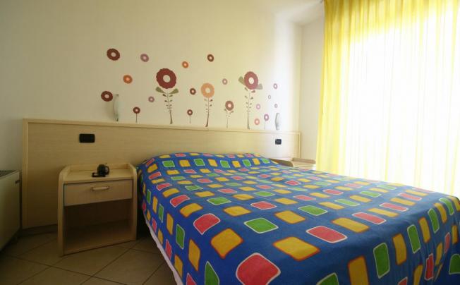 Фото отеля Residence beach paradise apartment