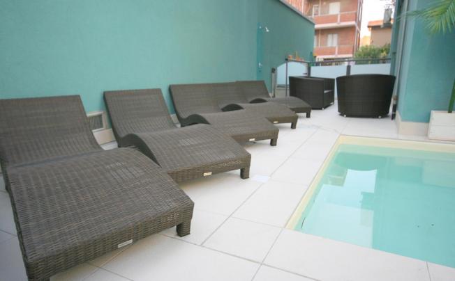 Фото отеля Residence beach paradise apartment