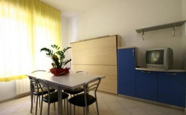 Фото отеля Residence beach paradise apartment