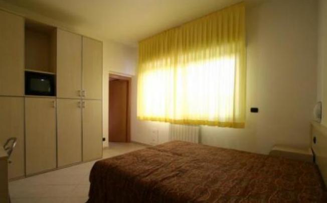 Фото отеля Residence beach paradise apartment