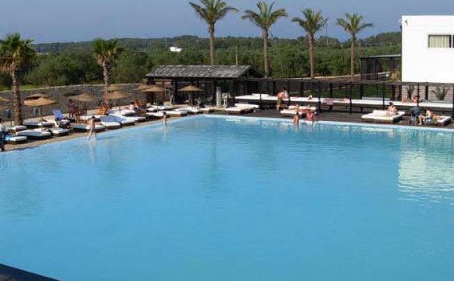 Фото отеля Baia Dei Turchi Resort