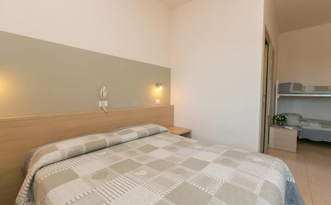 Фото отеля Colonna Hotel