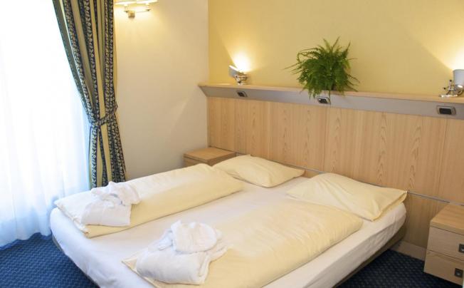 Фото отеля Alexander Charm Hotel