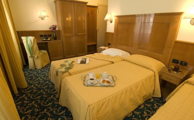 Фото отеля Cinque Giornate Hotel