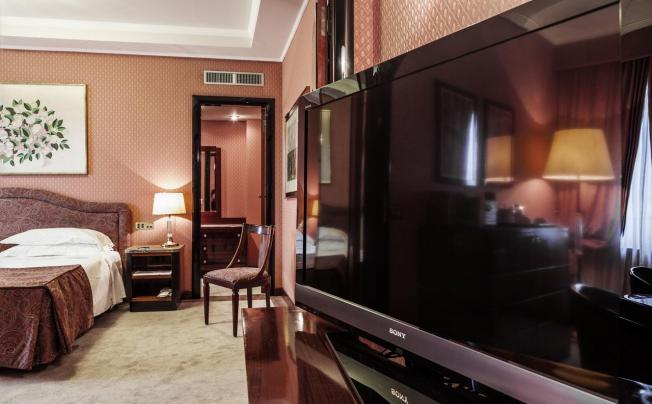 Фото отеля Adi Doria Grand Hotel