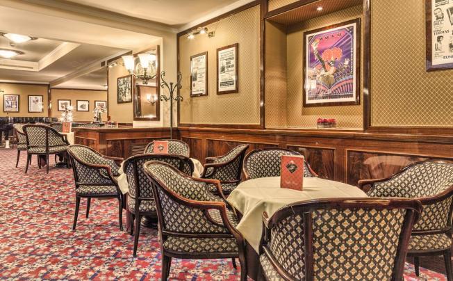 Фото отеля Adi Doria Grand Hotel