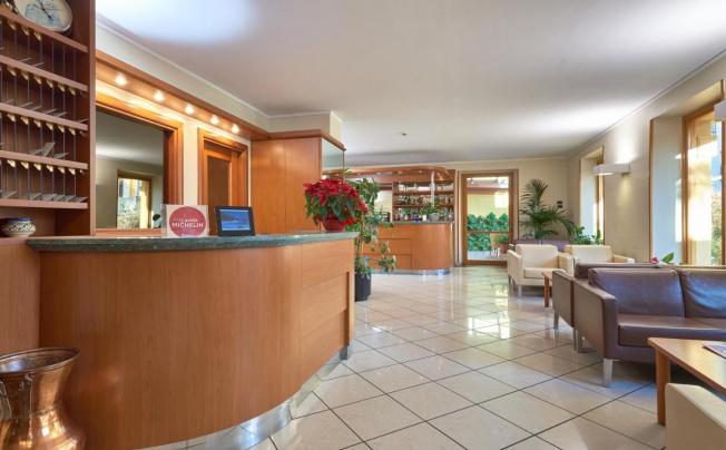 Фото отеля Careni Villa Italia Hotel