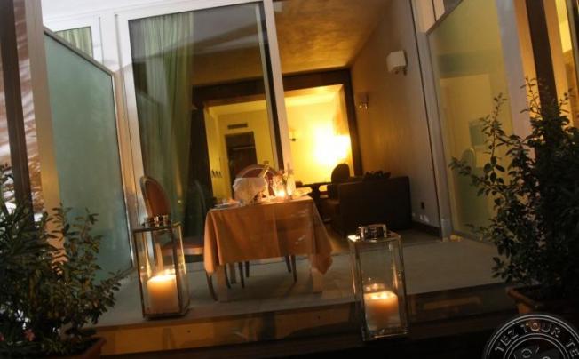 Фото отеля Waldorf Suite Hotel