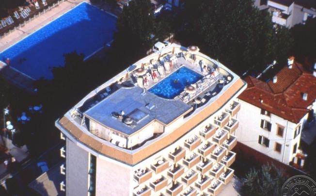 Фото отеля Waldorf Suite Hotel