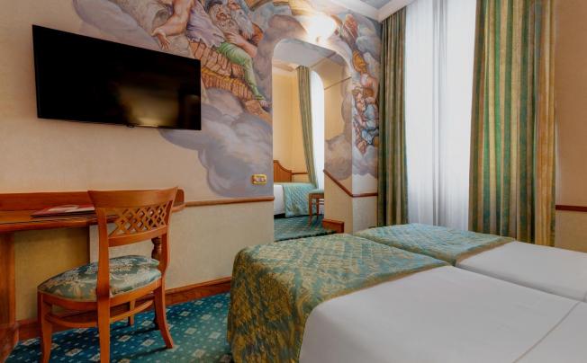 Фото отеля Amalfi Hotel Rome