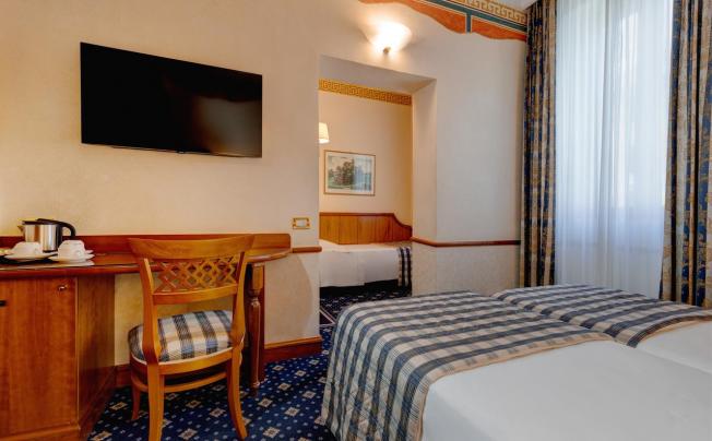 Фото отеля Amalfi Hotel Rome
