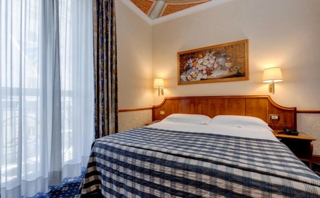 Фото отеля Amalfi Hotel Rome