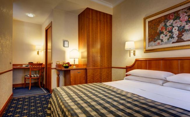 Фото отеля Amalfi Hotel Rome