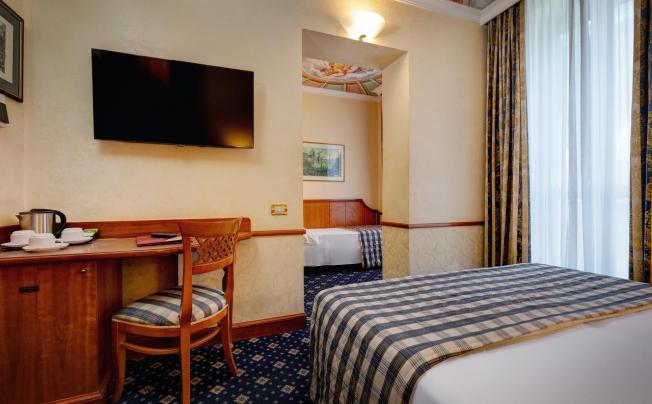 Фото отеля Amalfi Hotel Rome