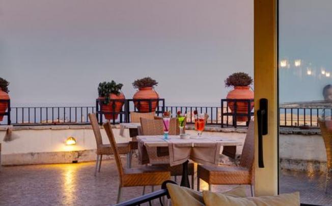 Фото отеля DES ETRANGERS HOTEL & SPA 