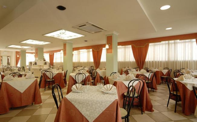 Фото отеля Mocambo Hotel