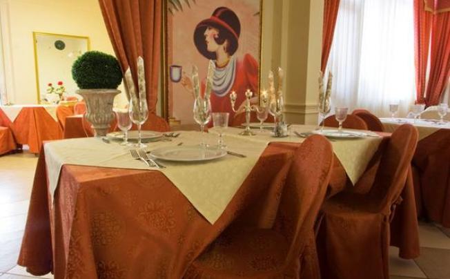 Фото отеля Mocambo Hotel