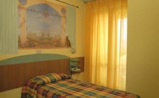 Фото отеля Mocambo Hotel