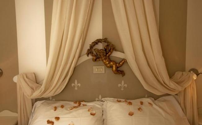 Фото отеля Mocambo Hotel