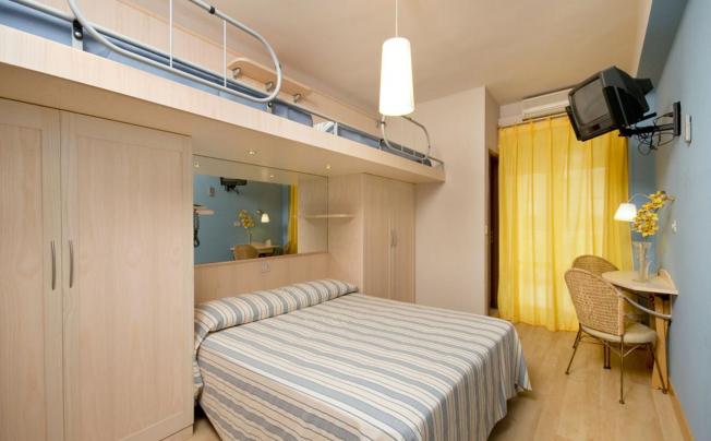 Фото отеля Mocambo Hotel