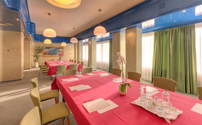 Фото отеля Senbhotel