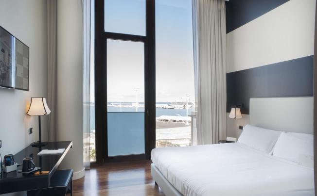 Фото отеля Seeport Hotel