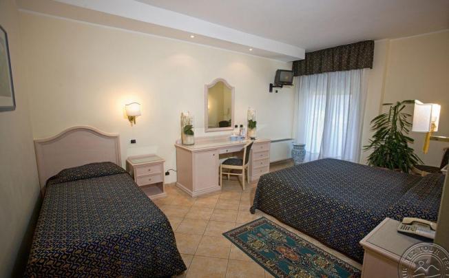 Фото отеля Sant' Alphio Garden Hotel & Spa