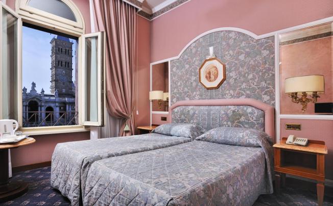 Фото отеля Mecenate Palace