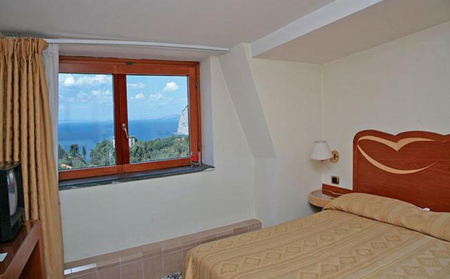 Фото отеля Albatros Hotel Sorrento
