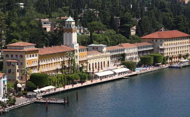 Фото отеля Grand Hotel Gardone