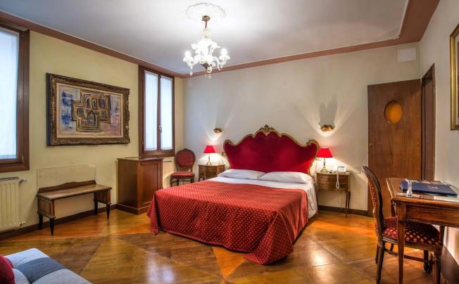 Фото отеля La Fenice Et Des Artistes