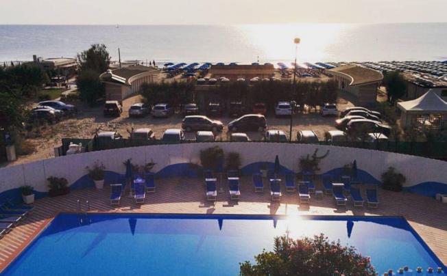 Фото отеля Bellevue Beach Hotel