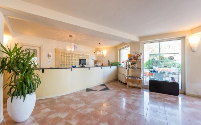 Фото отеля Bellevue Beach Hotel