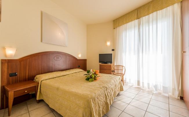 Фото отеля Bellevue Beach Hotel