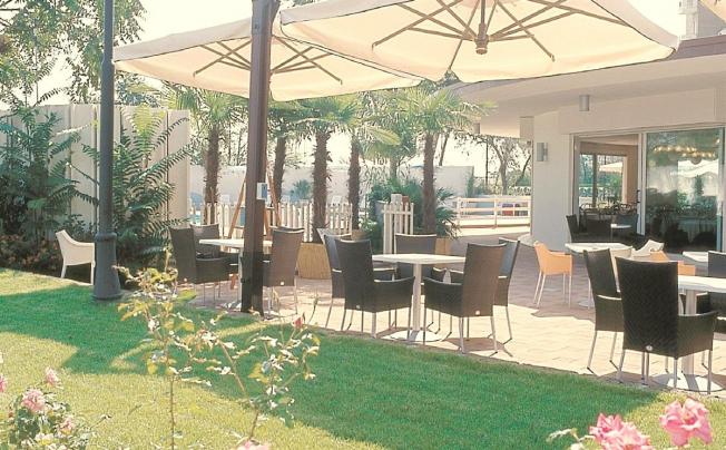 Фото отеля Bellevue Beach Hotel