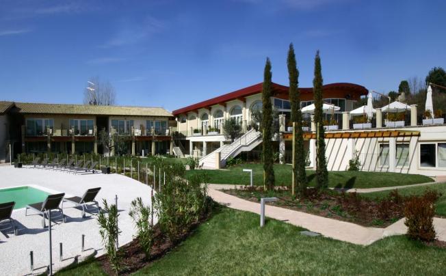 Фото отеля Falkensteiner Apartments Lake Garda