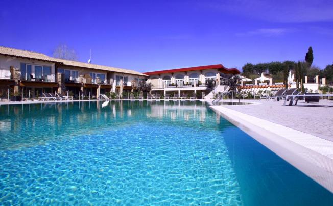 Фото отеля Falkensteiner Apartments Lake Garda