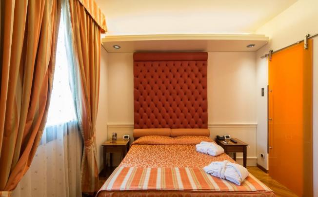 Фото отеля Antares Hotel Accademia