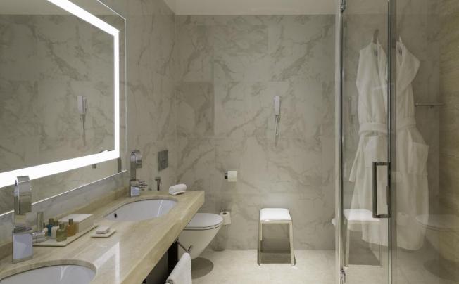 Фото отеля Aleph Rome Hotel, Curio Collection By Hilton