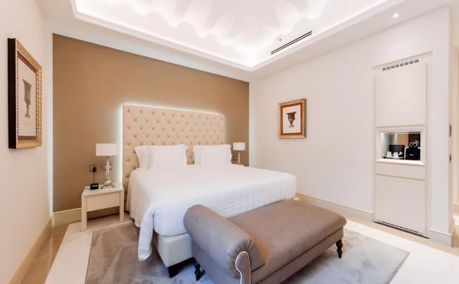 Фото отеля Aleph Rome Hotel, Curio Collection By Hilton