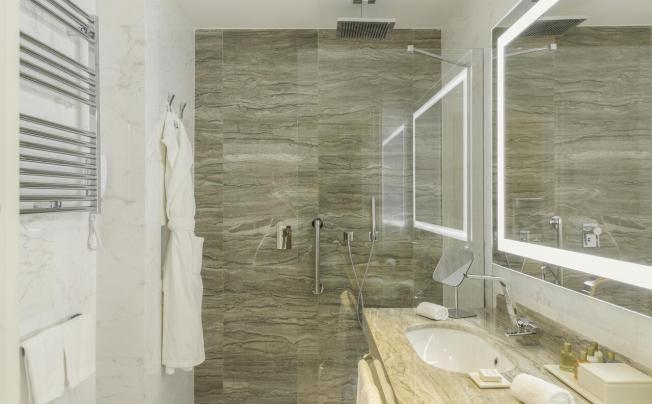 Фото отеля Aleph Rome Hotel, Curio Collection By Hilton