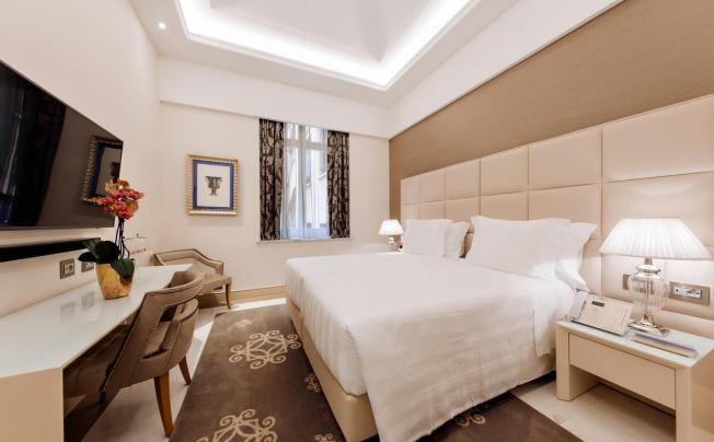 Фото отеля Aleph Rome Hotel, Curio Collection By Hilton