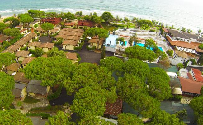 Фото отеля Holiday Village