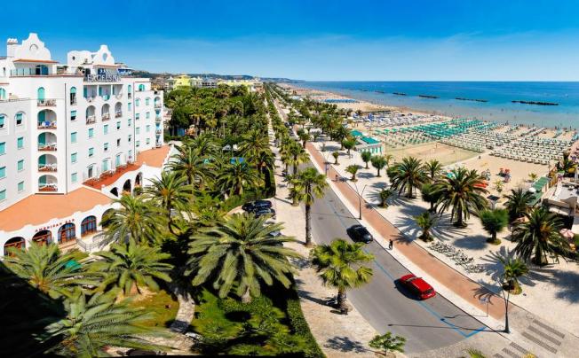Фото отеля Excelsior Grand Hotel