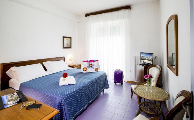 Фото отеля Excelsior Grand Hotel
