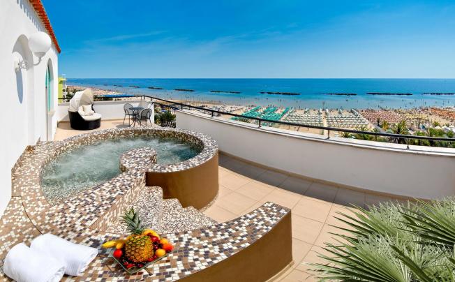 Фото отеля Excelsior Grand Hotel