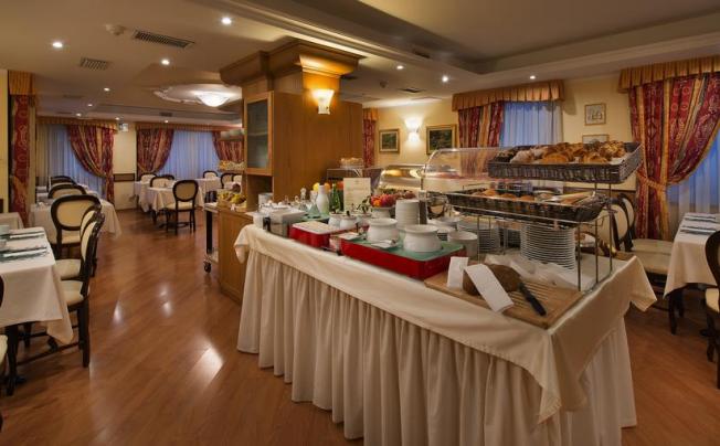 Фото отеля St. Michel Hotel