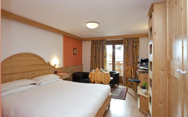 Фото отеля St. Michel Hotel