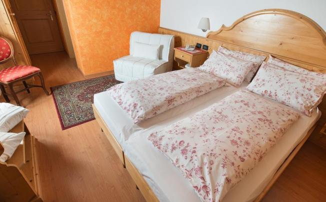 Фото отеля St. Michel Hotel